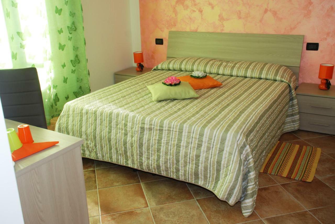 La Cascina Bed & Breakfast Aglie ภายนอก รูปภาพ