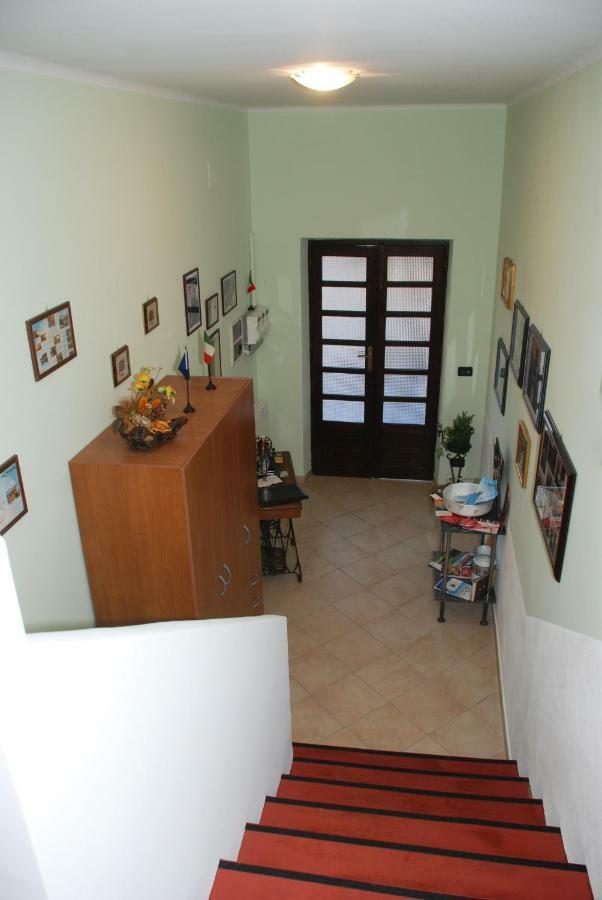 La Cascina Bed & Breakfast Aglie ภายนอก รูปภาพ