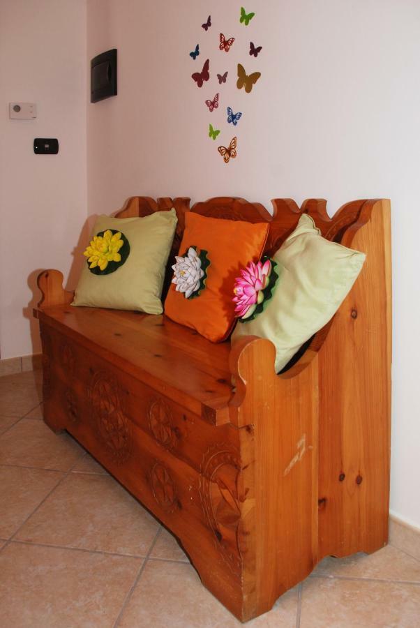 La Cascina Bed & Breakfast Aglie ภายนอก รูปภาพ