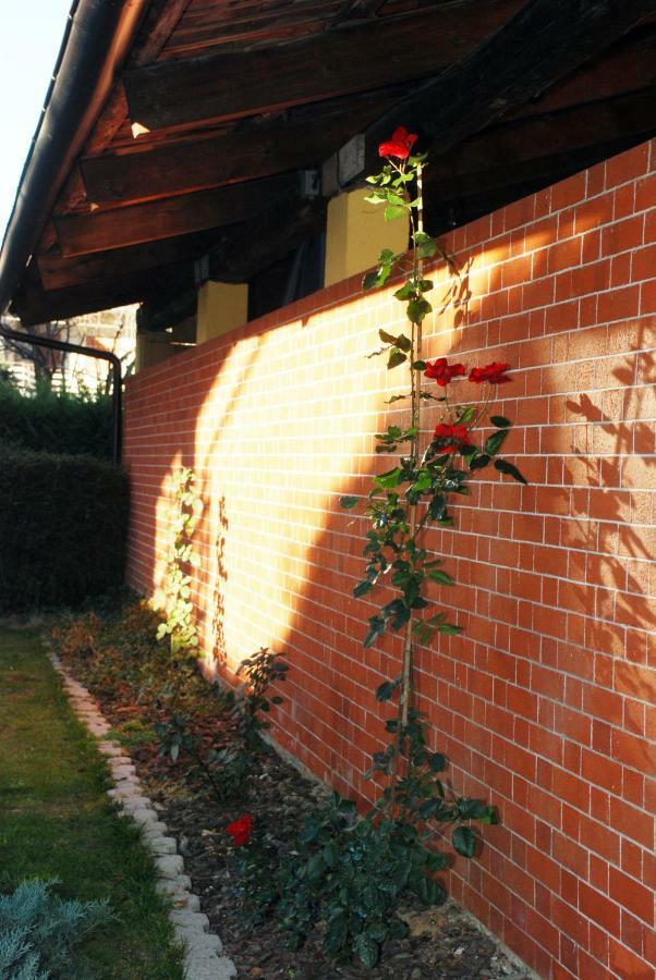La Cascina Bed & Breakfast Aglie ภายนอก รูปภาพ