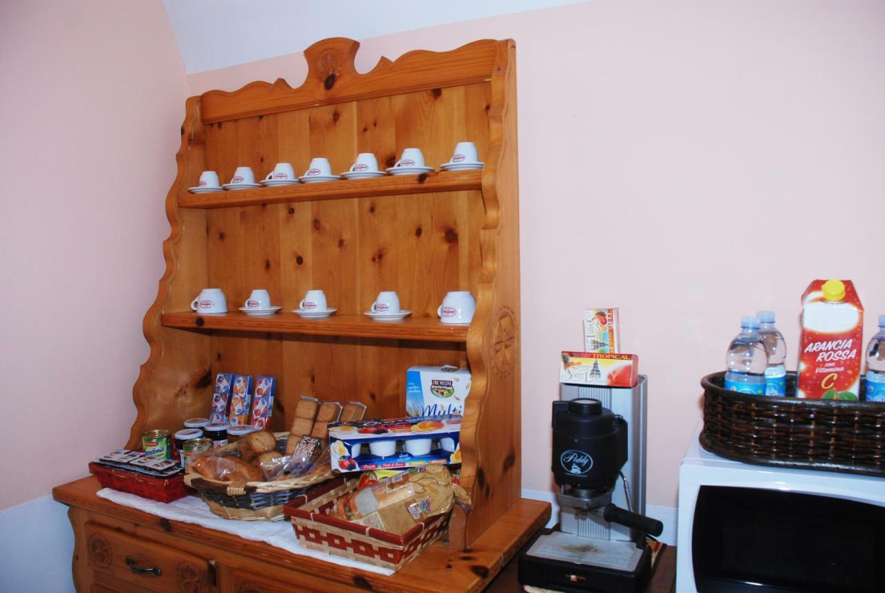 La Cascina Bed & Breakfast Aglie ภายนอก รูปภาพ