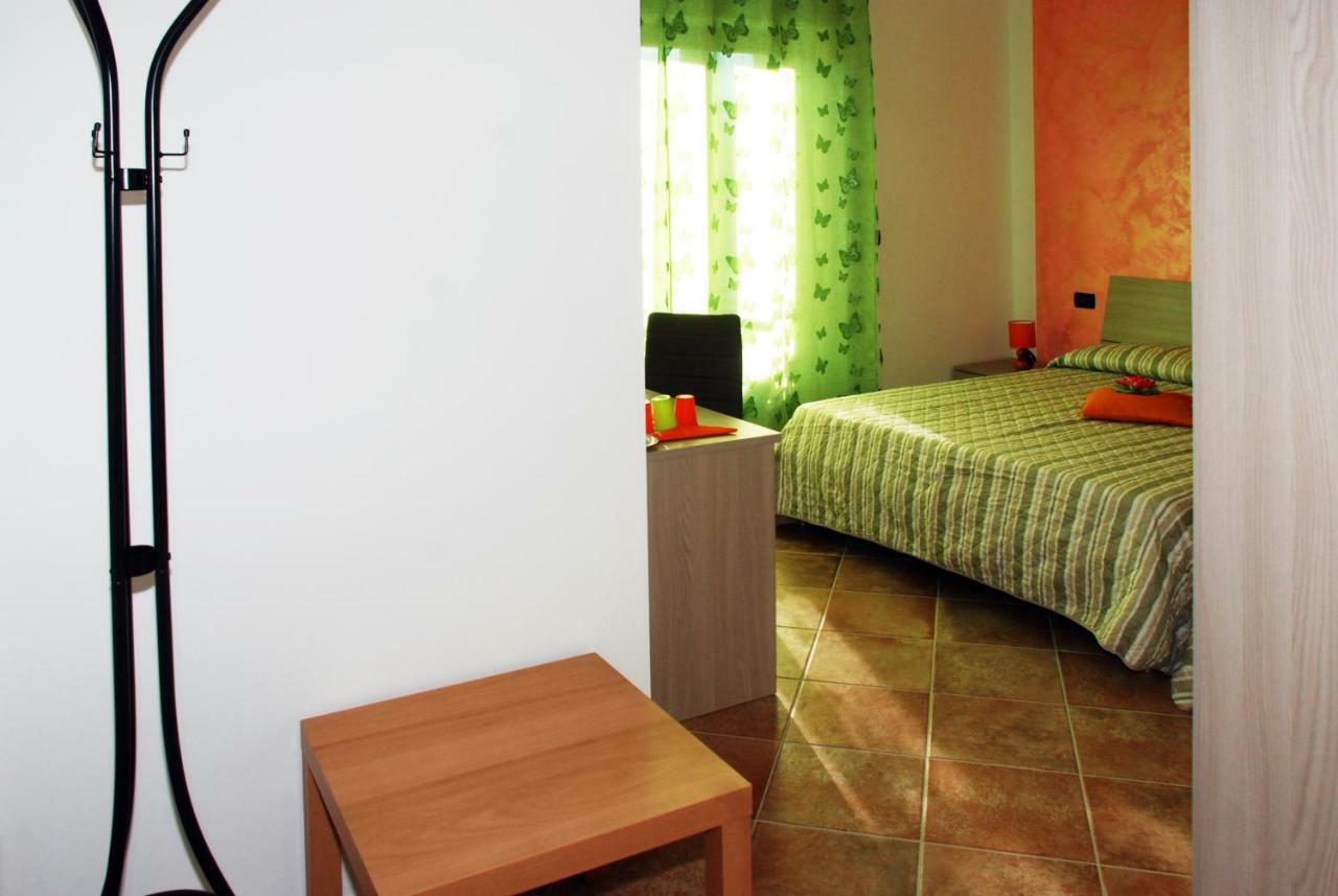 La Cascina Bed & Breakfast Aglie ภายนอก รูปภาพ
